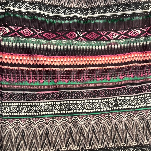 Kona Sol Women’s Halter Swim Suit Top, Geometric Lines, Black Pink, Medium - Picture 6 of 6